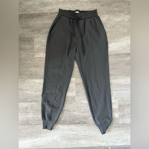 Abercrombie NWT Traveler Jogger Pant Grey size XS